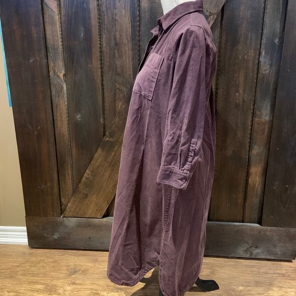 Gap Maternity Corduroy Vintage Plum shirt - Picture 4 of 11